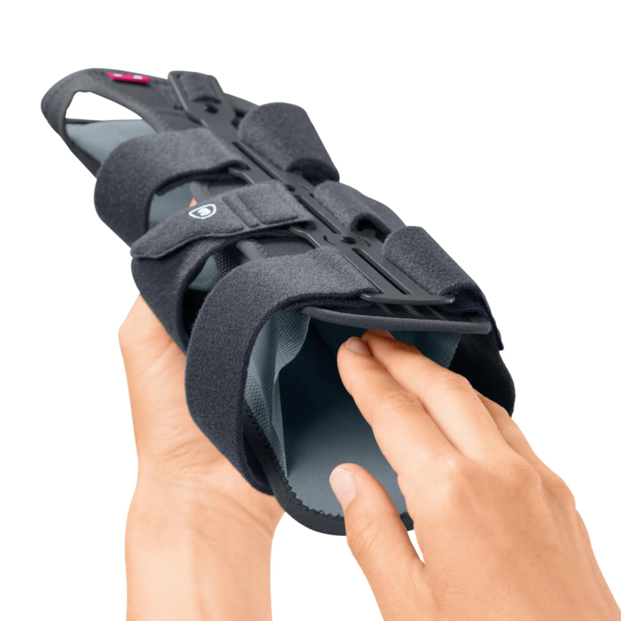 Manumed RFX Wrist Fracture Brace - Image 3